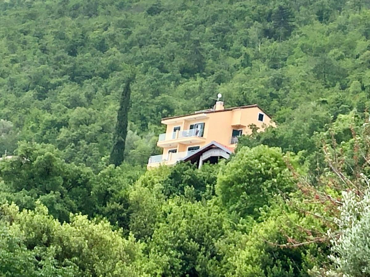 Villa Sabine Apartment Losinj Medveja Buitenkant foto